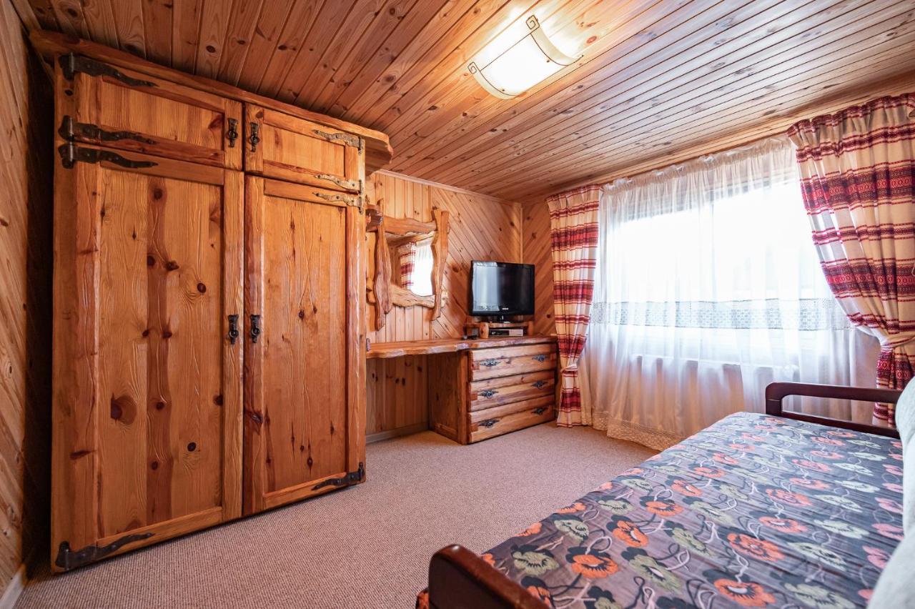 Emerald House Mykuljtsjin Eksteriør bilde